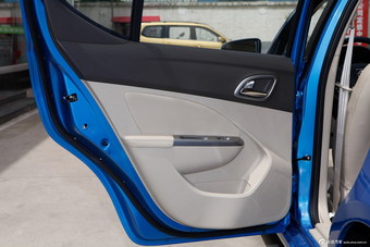 2014款宝骏610自动豪华型