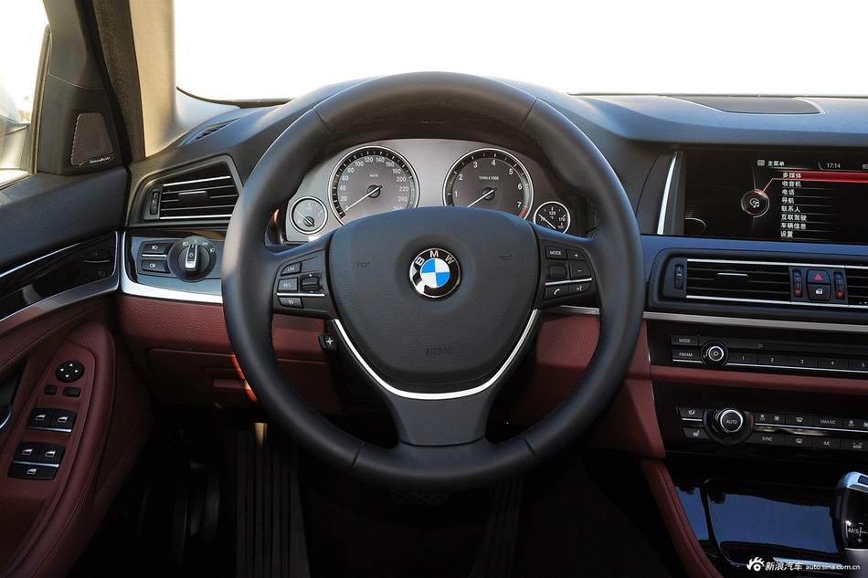 2014款宝马5系528Li领先型