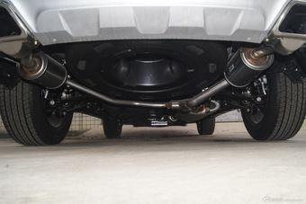 2015款比亚迪S7升级版2.0T自动旗舰型