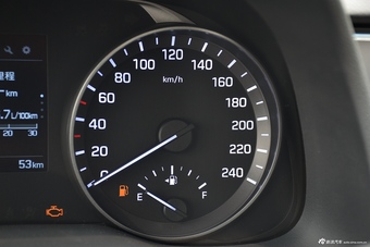 2016款领动 1.6L自动智炫精英型