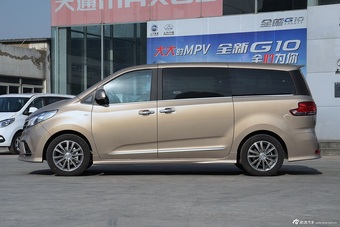 2016款上汽大通G10 2.0T自动旗舰版