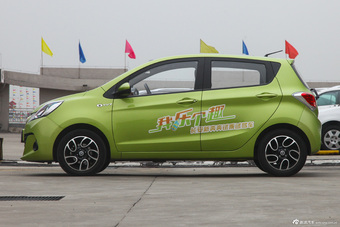 2015款奔奔1.4L手动天窗版国4