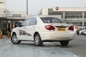 2013款花冠1.6L手动豪华版