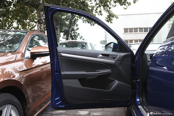 2015款朗逸1.4T自动DSG舒适版