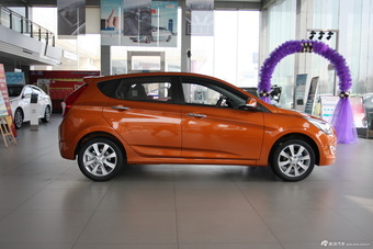 2014款北京现代瑞奕到店实拍