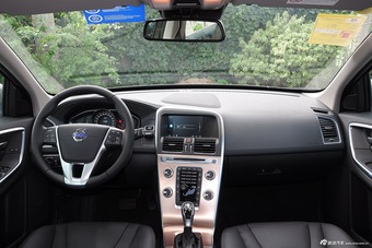 2016款沃尔沃XC60 2.0T自动 T5智进版图片
