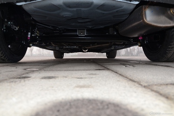 2016款吉利帝豪1.5L自动RS两厢向上版