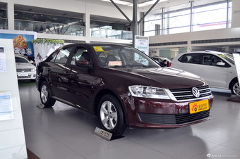 2013款朗逸1.6L自动风尚版 锐意红