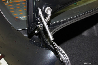 2014款奔腾B90 1.8T自动豪华型到店实拍