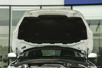 2016款沃尔沃XC60 2.0T自动 T5 AWD智驭版