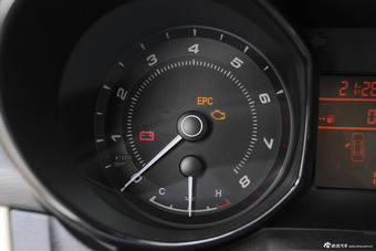 2015款艾瑞泽7 1.5T手动致领版