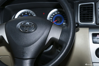 2013款花冠1.6L手动豪华版