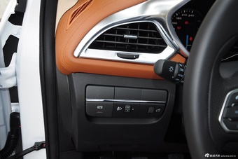 2015款DX7 1.5T手动尊贵型