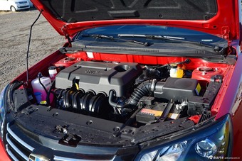 2016款吉利帝豪1.5L手动三厢向上版