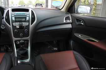 2015款比亚迪F3节能版1.5L手动豪华型