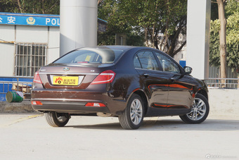 2016款吉利帝豪1.5L自动三厢向上版