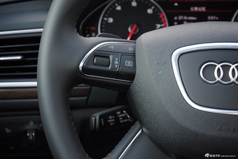 2015款奥迪A6L 35FSIquattro舒适型