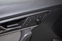 2013款朗行1.6L自动风尚型 雅致白