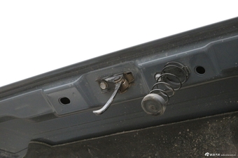 2014款牧马人2.8TD撒哈拉四门版