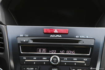 2013款讴歌ILX 2.0L自动精锐版