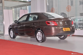 2013款东风标致301 1.6L自动豪华版