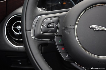 2015款捷豹XJL2.0T两驱典雅商务80周年典藏版