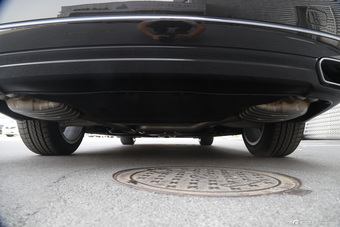 2016款奥迪A8L 3.0T自动45TFSI quattro豪华型