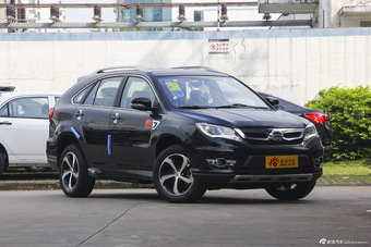 2015款比亚迪S7升级版2.0T自动旗舰型