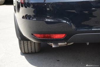 2016款奔腾B90 1.8T自动尊贵型十周年纪念版