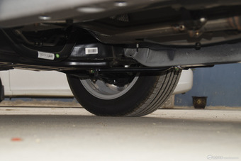 2016款吉利金刚三厢1.5L手动精英型 国V