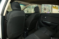 2015款起亚K2 1.4L自动GLS三厢