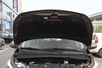 2015款智跑 2.0L自动两驱GLS