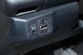 2014款威驰1.5L手动智尚版