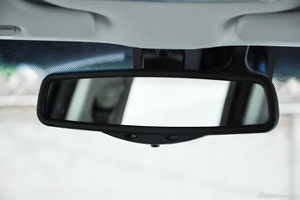 2014款风骏6 2.0T四驱领航型4D20B