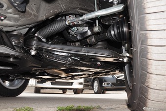 2015款汉兰达2.0T自动两驱豪华版