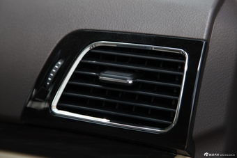 2014款宝骏730 1.5L手动舒适型