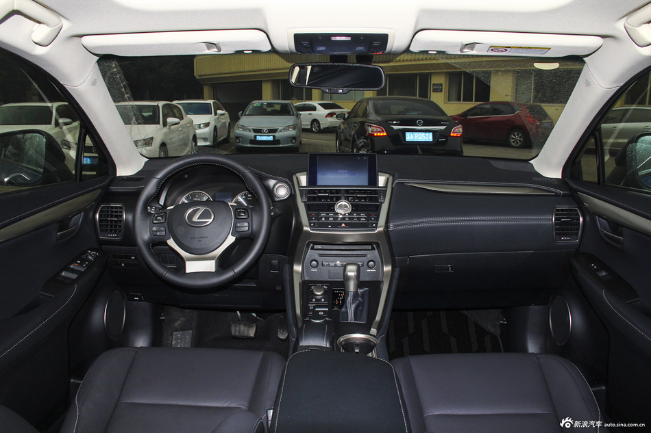 2015款雷克萨斯NX 2.0L自动200前驱锋行版