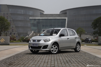 2014款启辰R30 1.2L手动尊享版