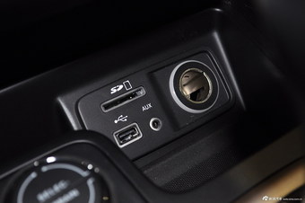 2014款自由光2.4L自动豪华版