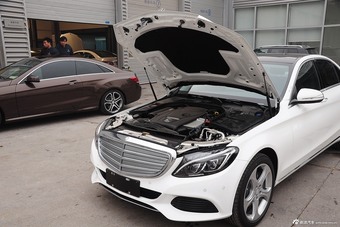 2015款奔驰C 260L轿车