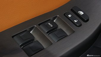 2015上海车展：海马S7T