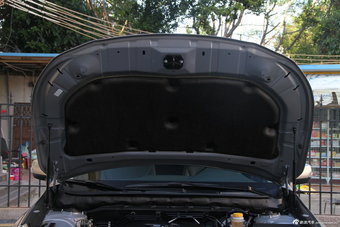 2016款傲虎 2.5L自动运动导航版