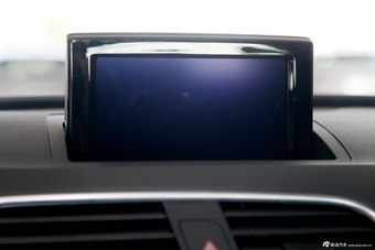 2013款奥迪Q3 40TFSI quattro四驱豪华型