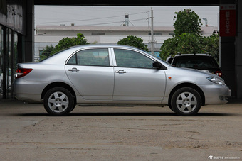 2013款比亚迪F3 1.5L手动舒适型