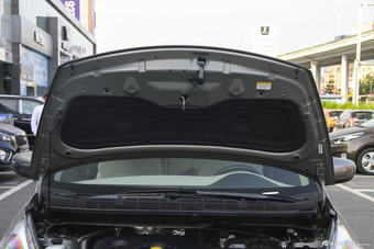 2013款佳乐 2.0L自动标准版7座 京V