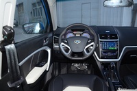 2016款吉利帝豪1.5L手动RS两厢向上版