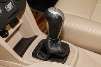 2013款风云2 1.5L手动掀背锐意版