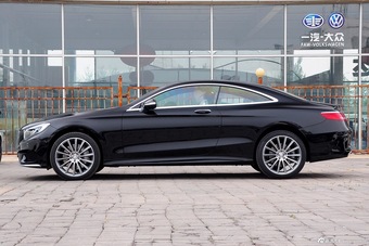 2015款奔驰S500Coupe 4MATIC