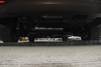 2014款东风标致408 1.8L自动豪华版