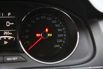 2015款朗逸1.4T自动DSG舒适版